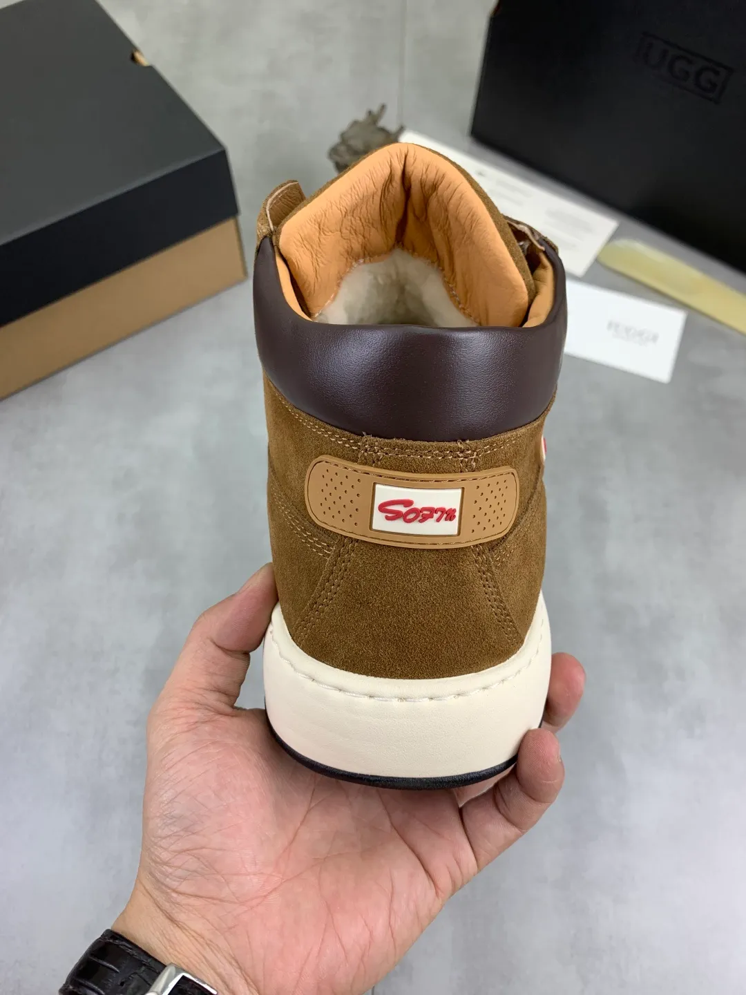 Men's men's shoes 💰P660 New arrival 🆕🆕🆕 IUGGI winter 🎄Q version ugly band-aid rhubarb boots men's trendy brand matte leather Martin boots high-top thick-soled big-toe shoes original designer cock-toe boots winter new retro men's shoes trendy and fashionable thick-soled bread shoes non-slip and wear-resistant Size: 39-44